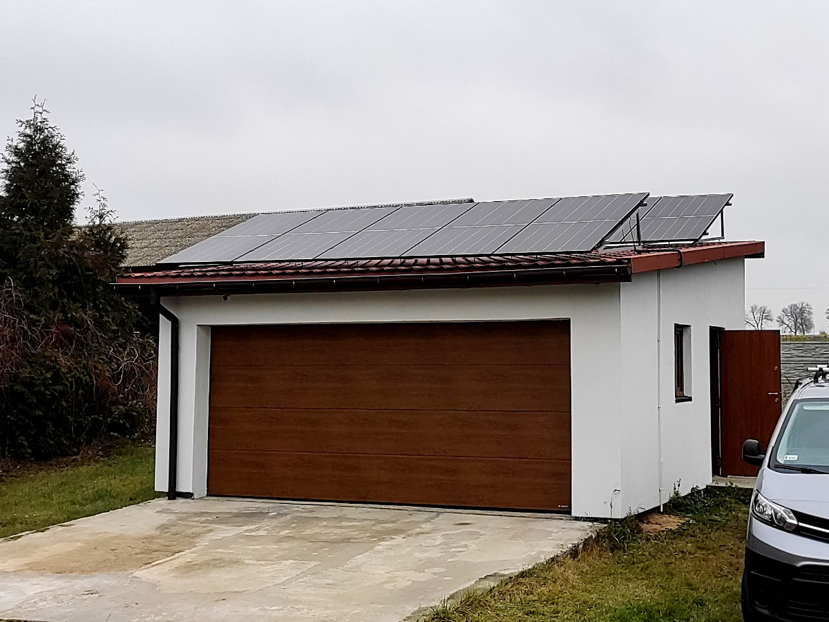 instalacja fotowoltaiczna dachowa 5,50kw solarprojekt